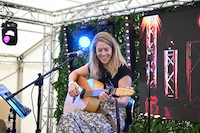Sarah Beattie singer songwriter original acoustic folk guitar